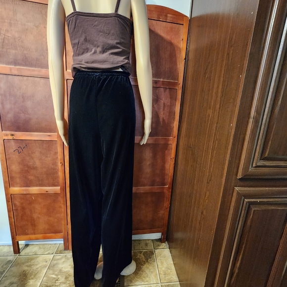 Women's  pants - Picture 9 of 12